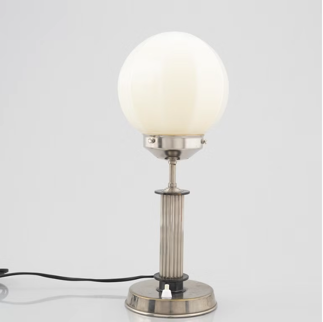 Bordslampa, funkis, 1930-tal.